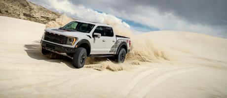 Editorial 2023 f 150 raptor r exterior  avalanche gray  03