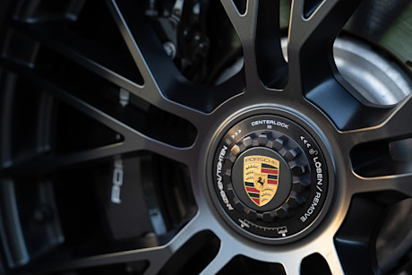 2025 Porsche Panamera GTS Review Body Image