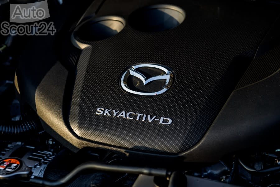 2022_mazda_cx-5_newground_hr_tech_2_highres(1).jpg