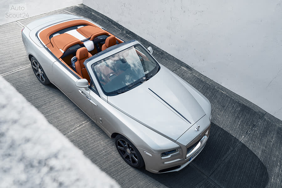 roll-royce-dawn-descapotable-fin-producción-autoscout24 (3).jpg