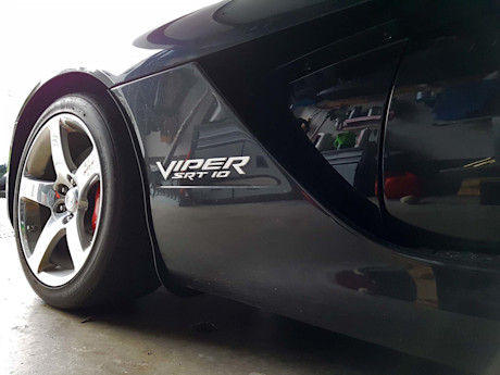 Editorial 2008 dodge viper srt 10 06 jp