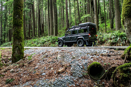 Editorial 2000 land rover defender 110 bm 08