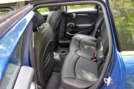 Editorial 2015 mini cooper s 5 door dh 13