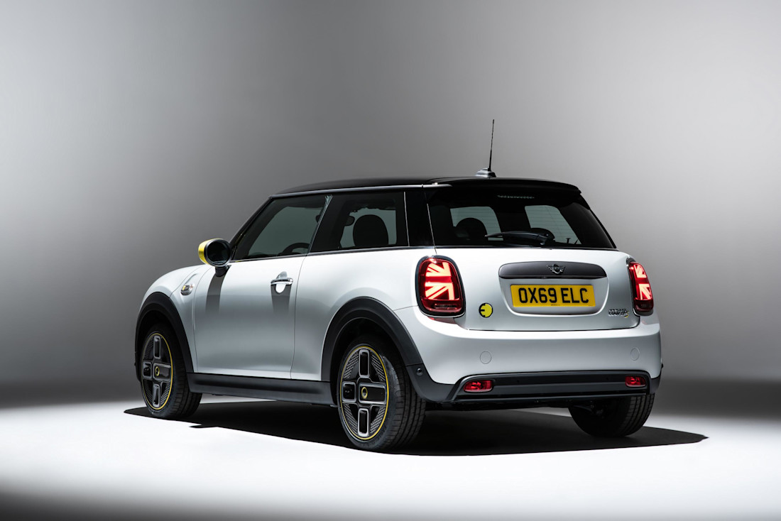 P90358561_highRes_the-new-mini-electri.jpg