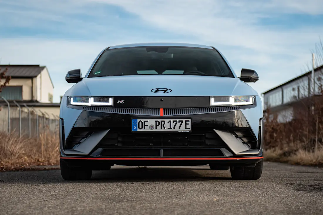 hyundai-ioniq-5-n-2025-front hyundai-ioniq-5-n-2025-front