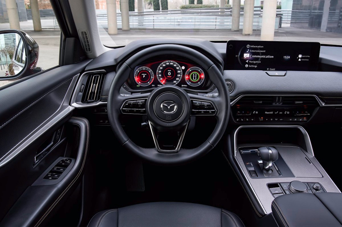 2022_mazda_cx-60_barcelona_src_int_07_lowres