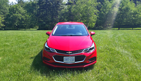 Editorial 2017 chevrolet cruze lt 01 ns