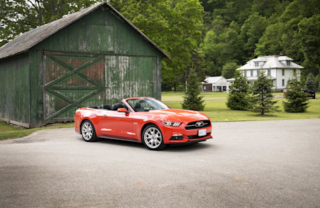 Editorial 2015 ford mustang gt convertible premium jw 10