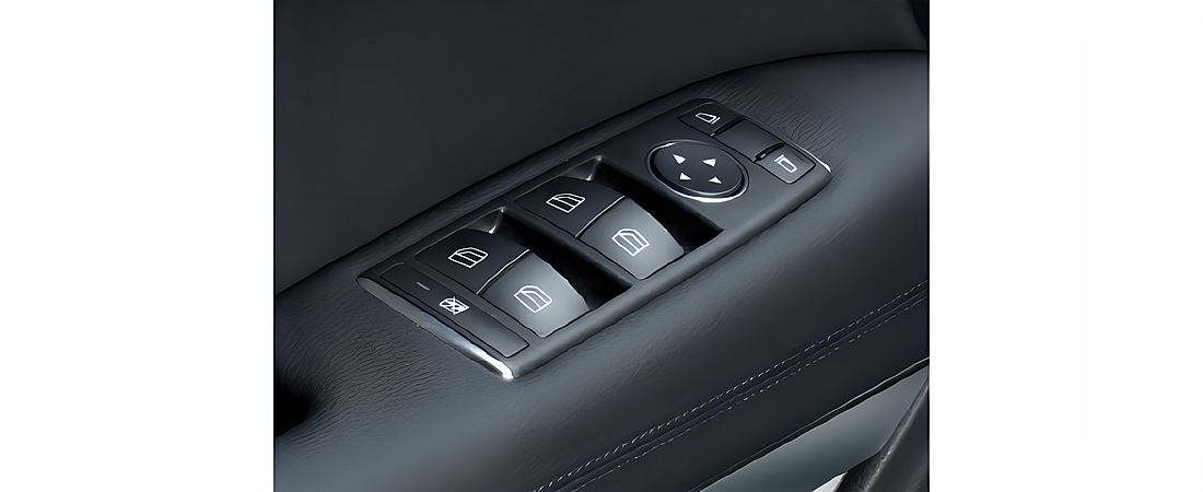 Mercedes-Benz E-Class 2011 78