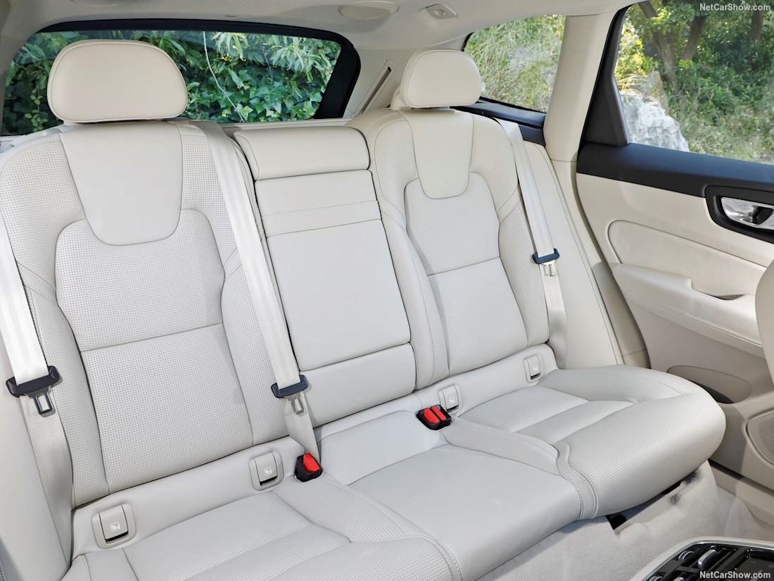 Volvo-XC60-2018-1280-81bfd5c7a03b4081459189a28720cb6e28