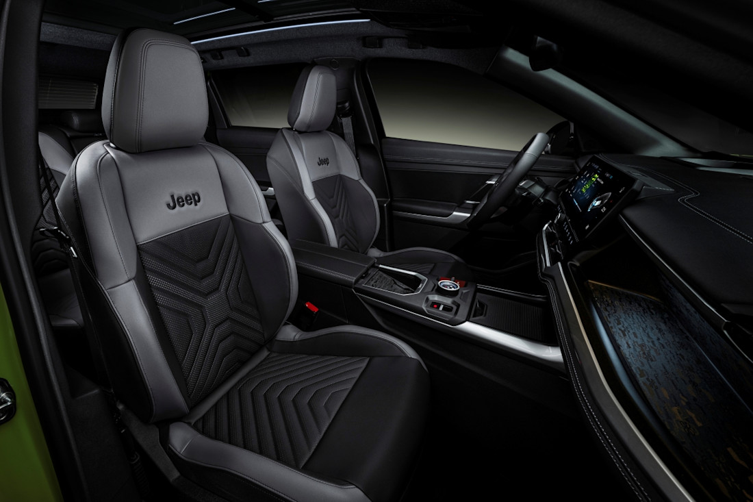 jeep-compass-2025 (4).jpg