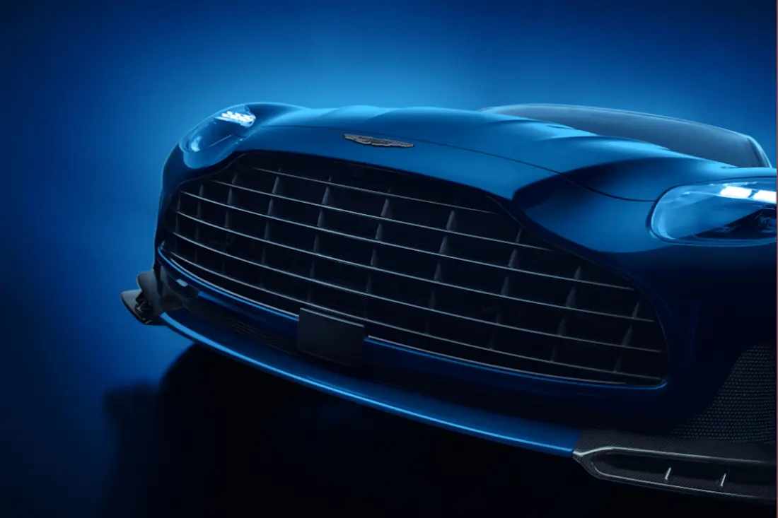Aston Martin DB12 S 07