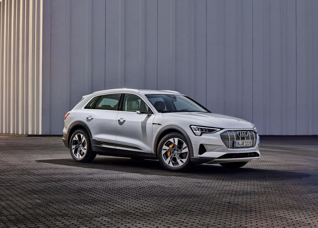 Audi e-tron 50 quattro 05.jpg