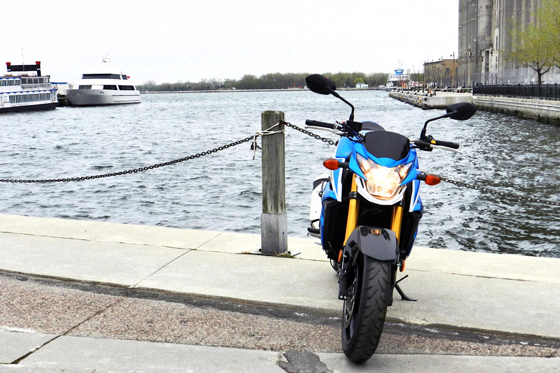 Editorial 01 jb 2015 suzuki gsx s750za