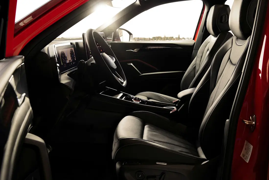 Beqeueme Sitze, weitreichend verstell- und klimatisierbar. Der Tiguan bringt Oberklasse-Feeling in die Mittelklasse.  Beqeueme Sitze, weitreichend verstell- und klimatisierbar. Der Tiguan bringt Oberklasse-Feeling in die Mittelklasse.