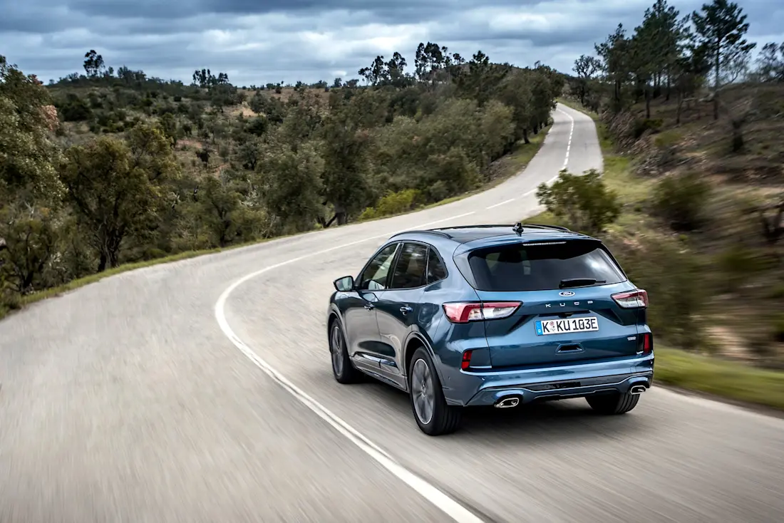 Kuga ST-Line X Plug-In Hybrid 017-LOW Kuga ST-Line X Plug-In Hybrid 017-LOW