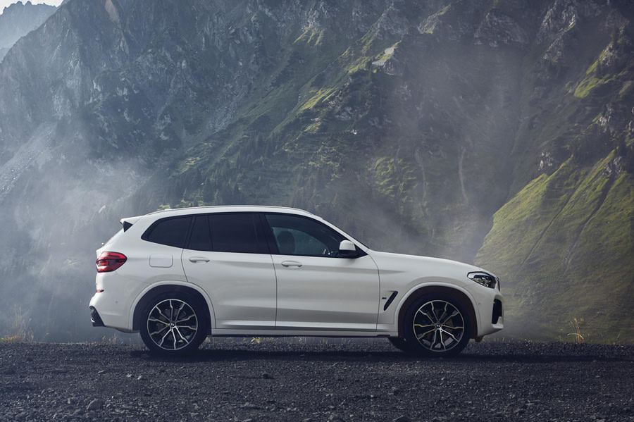 bmw-x3-xdrive-30e (1).jpg