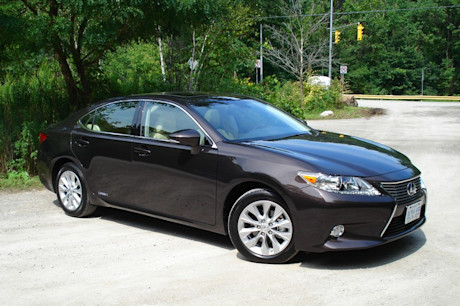 Editorial 2013 lexus es 300h ms 1001 1780