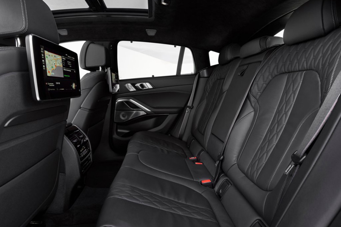 BMW-X6_M50i-2020-1024-25.jpg