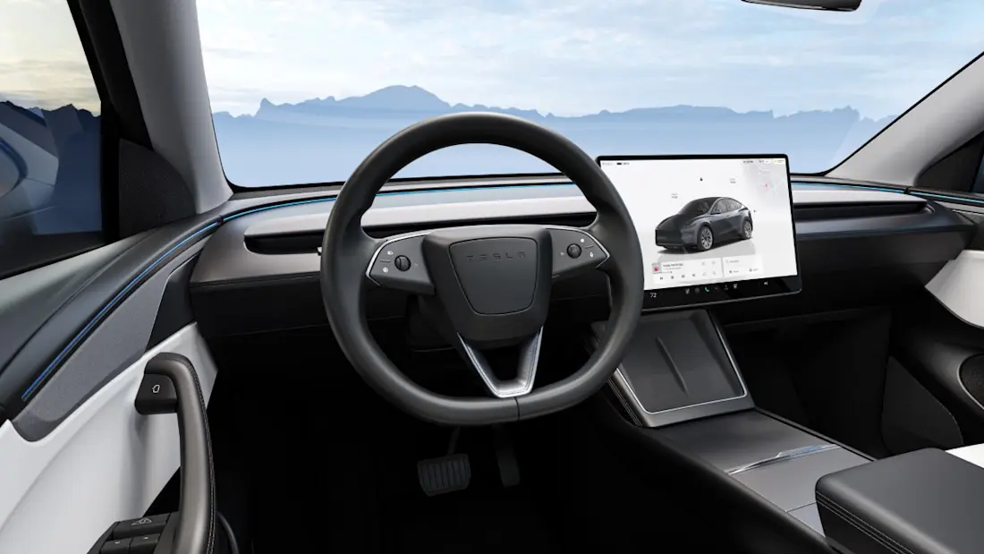 BEBE20250626 Tesla Model Y 02