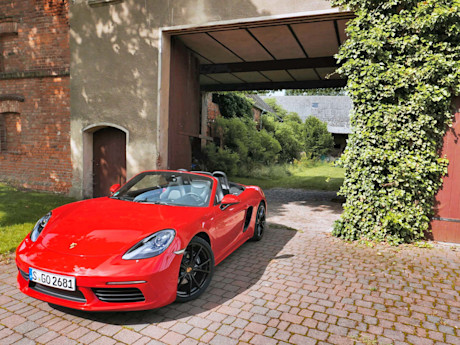 Editorial 15 bh 2017 porsche 718 boxster