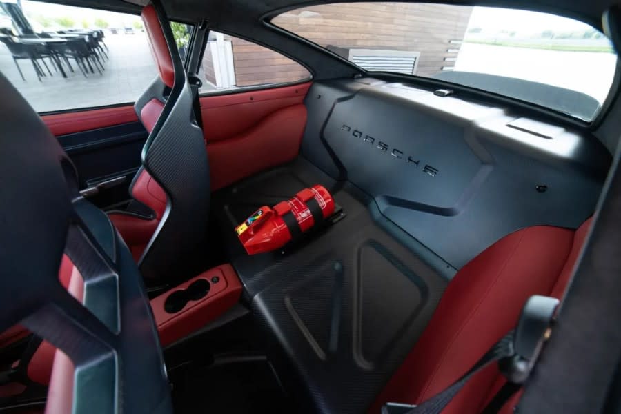 911_2023_09_Gunther-Werks-Porsche-911-22-1024x683.jpg