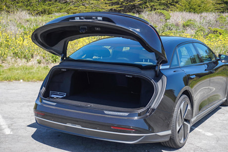 Editorial 2024 lucid air fd 240411 17 jl