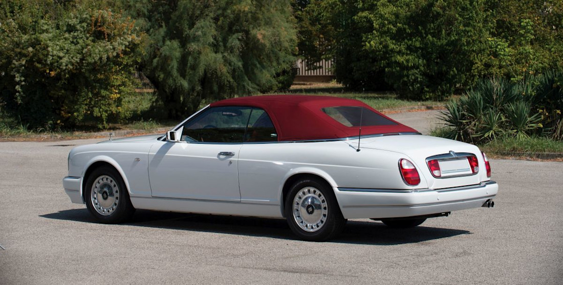 rolls-royce_corniche_2