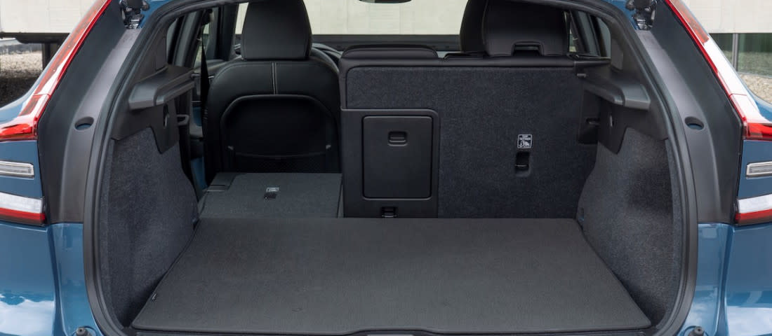 volvo-c40-recharge-twin-trunk