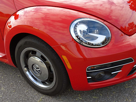 Editorial 2018 volkswagen convertible coast edition 11 jb