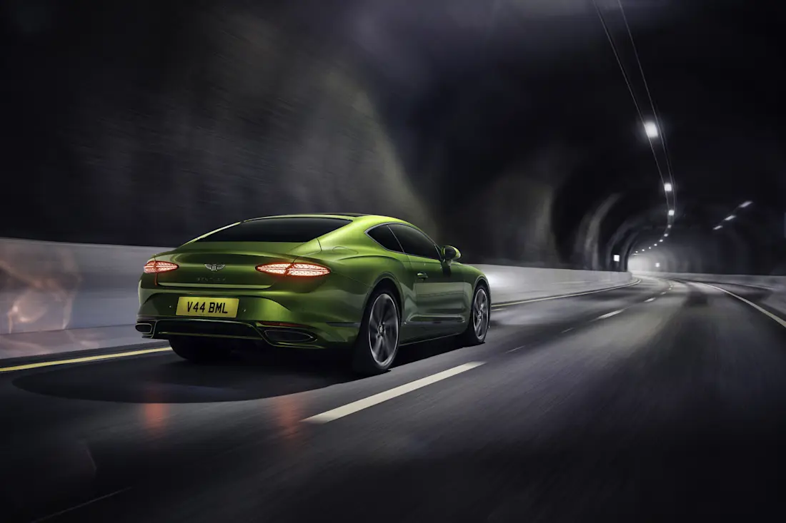 bentley-continental-gt-speed-de-krachtigste-bentley-ooit-en-toch-rouwen-we-2024-02
