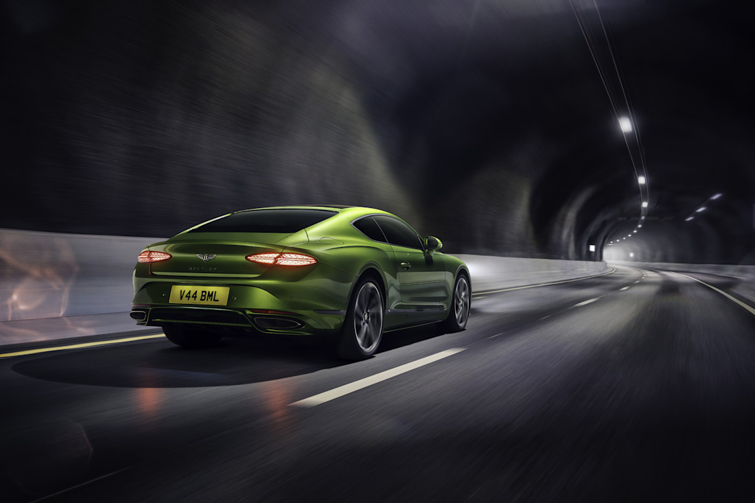 bentley-continental-gt-speed-de-krachtigste-bentley-ooit-en-toch-rouwen-we-2024-02.jpg
